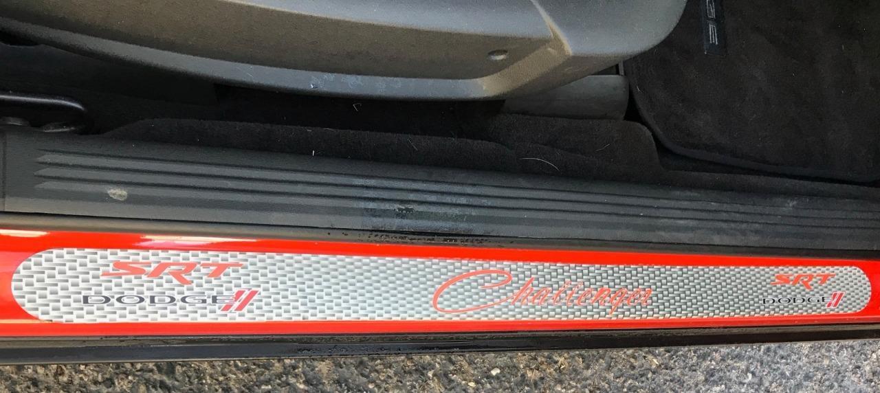"SRT Dodge Challenger" Silver Carbon Fiber Door Sill Protectors